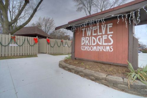 4035 84th St, Milwaukee WI  53228-2335 exterior