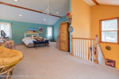 209 Pond Rd, East Freehold NJ 07728-1319 exterior