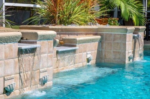 2704 Serenity Cir, Fort Pierce, FL 34981-5049