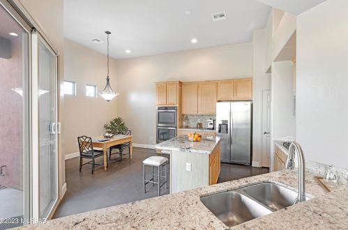 5623 Creosote Ridge Way, Tucson AZ  85747-6046 exterior