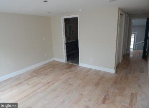 934 2nd St, Philadelphia PA 19122-0033 exterior