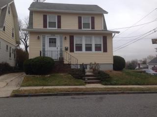 1709 Van Ness Ter, Union Center NJ  07083-4018 exterior