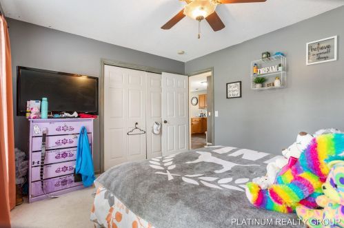 7579 Siesta Ct, Sylvan Beach MI  49461-9512 exterior