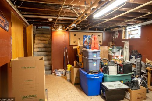 1055 Farrington St, Saint Paul MN 55117-5103 exterior