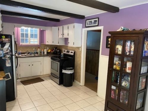 5 Amber St, Worcester MA 01602-2401 exterior