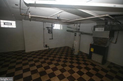 5811 Bustleton Ave, Philadelphia PA  19149-3405 exterior