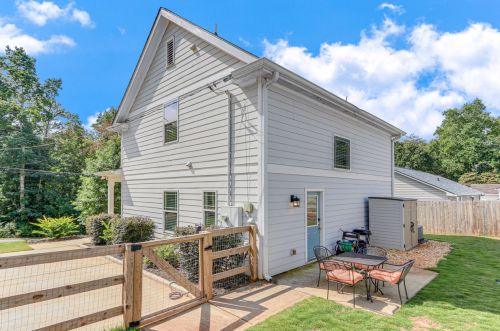 6520 Quail Trl, Gainesville, GA 30506-6563