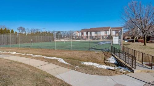 3951 College Ave, Milwaukee WI  53221-4542 exterior