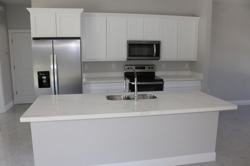 10827 Greenway Rd, Naples, FL 34114-3111