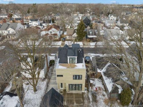 1852 Holland St, Bham MI 48009-6856 exterior