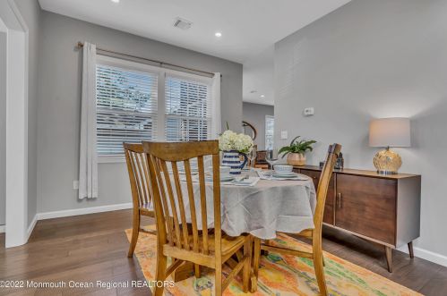 33 Avenue C, Atlantic Highlands NJ  07716-1069 exterior