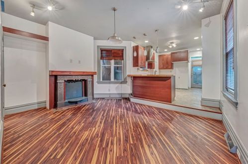 2142 Perrysville Ave, Pittsburgh PA 15214-1544 exterior