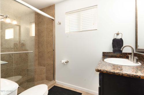 526 Butler Dr, Phoenix AZ 85051-4650 exterior