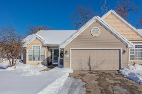 6140 Peregrine Trl, Kalamazoo, MI 49009-2839