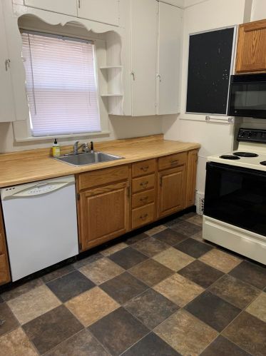 418 Davis St, Kalamazoo MI  49007-5010 exterior