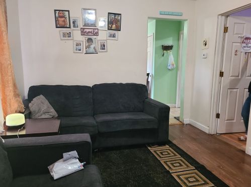 4329 Dickens Ave, Chicago, IL 60639-3535