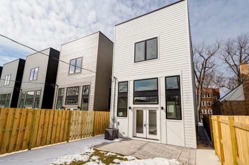 4117 Whipple St, Chicago IL 60652-1629 exterior