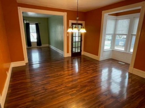 428 5 St, Manitowoc WI 54220-6807 exterior