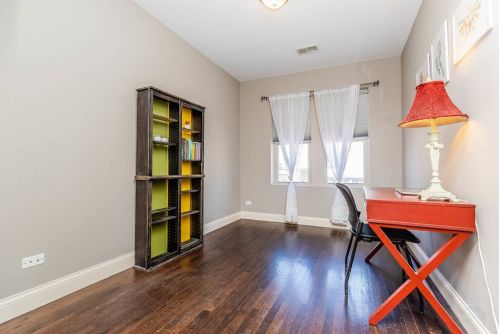 6226 Mozart St, Chicago IL  60659-1610 exterior