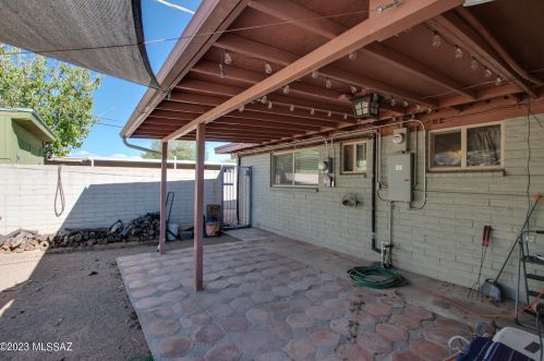 752 Edgewater Dr, Tucson AZ 85704-2412 exterior