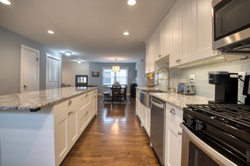 8410 Brodman Ave, Chicago IL 60656-4218 exterior