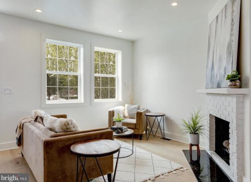 1213 17th St, Washington DC  20002-2019 exterior