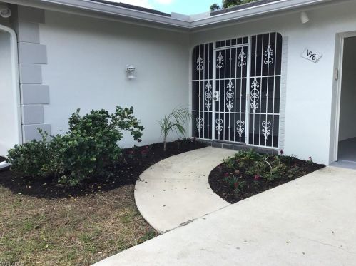 198 Big Springs Dr, Naples FL 34113-8325 exterior