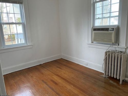 40 Hinchman Ave, Parsippany NJ 07834-2140 exterior