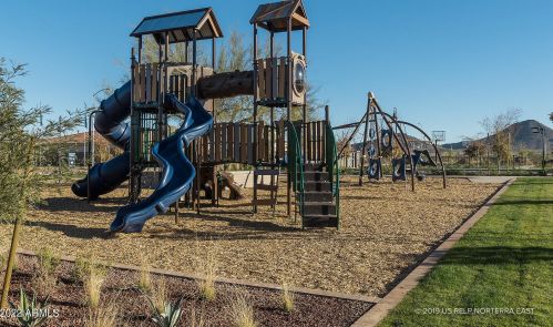 25225 21st Ave, Phoenix AZ 85086-9151 exterior