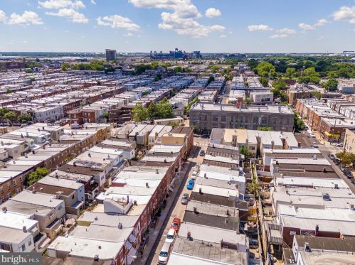 2418 Iseminger St, Philadelphia PA  19148-3518 exterior