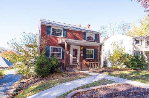 235 Ridge Ave, Pittsburgh, PA 15237-6900