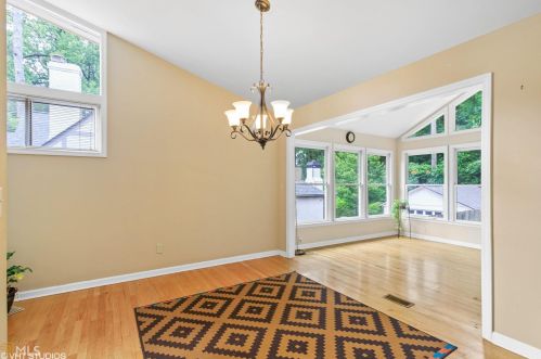 818 Courtenay Dr, Atlanta GA  30306-3425 exterior