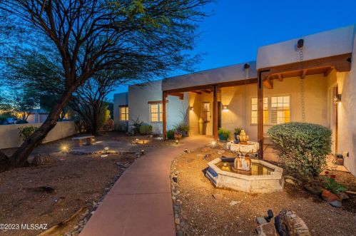 1081 Arizona Estates Loop, Tucson, AZ 85748-3568