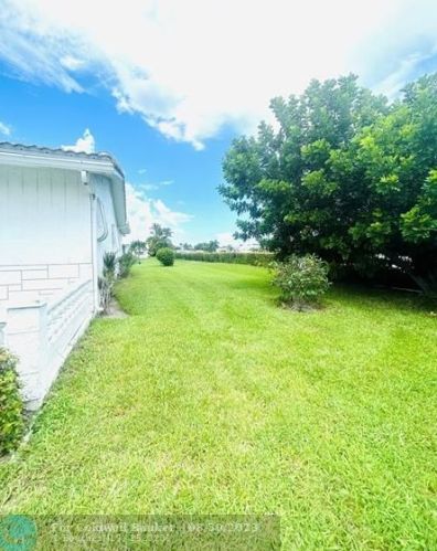 1801 22 Way, Boynton Beach FL 33426-7134 exterior