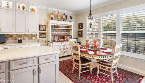 18 Wandering Daisy Dr, Bluffton SC 29909-6166 exterior