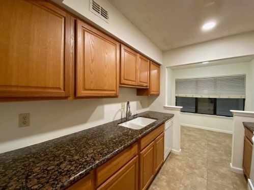 1801 Huntingdon Chase, Atlanta GA  30350-4977 exterior