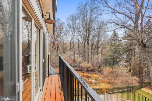 106 Geneva Ave, Silver Spring MD  20910-5105 exterior