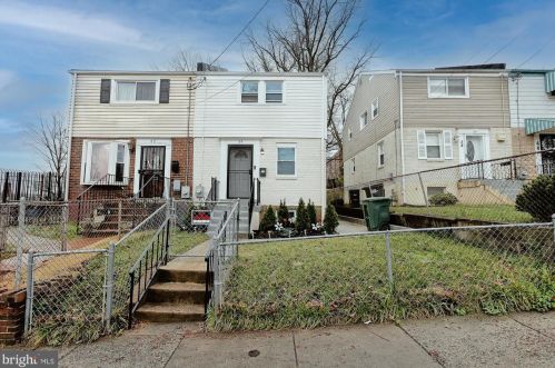 34 Elmira St, Washington, DC 20032-5873