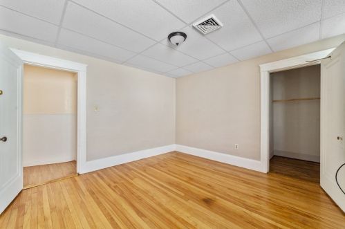 141 Cambridge St, Worcester MA 01603-2339 exterior