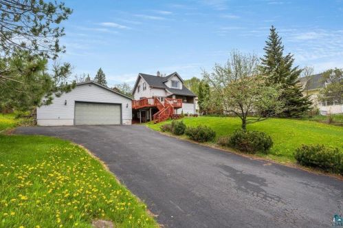 2211 11 St, Duluth MN 55806-1201 exterior