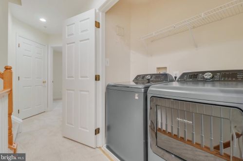 8517 Cameron St, Silver Spring MD 20910-3466 exterior