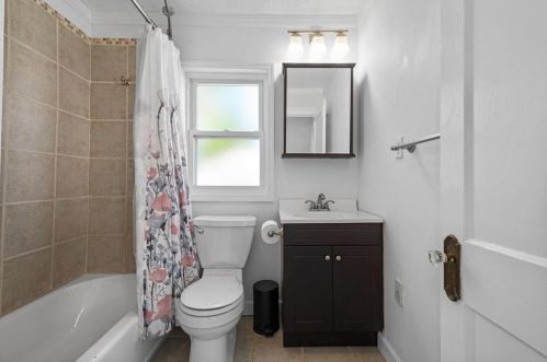 1233 Biltmore Ave, Pittsburgh PA  15216-2354 exterior