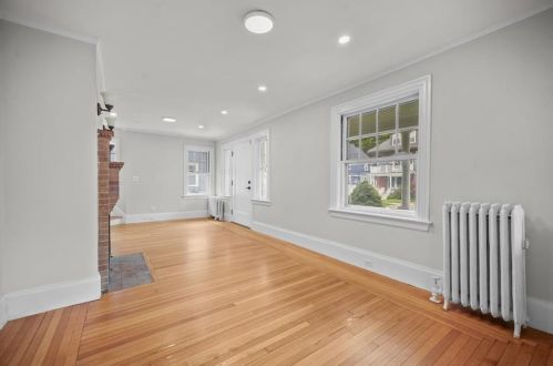 46 Circuit Dr, Providence RI  02905-3715 exterior