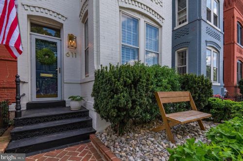 611 F St, Washington, DC 20002-5217
