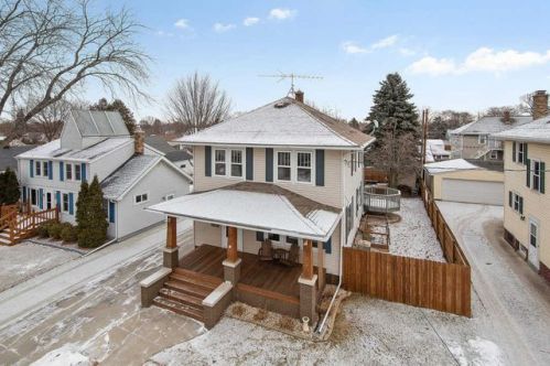 1009 14th St, Manitowoc, WI 54220-3234