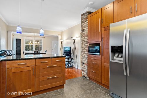 514 5th Ave, Saint Charles IL  60174-2928 exterior