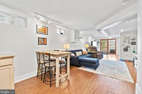 2010 Jackson St, Washington DC 20017-2954 exterior