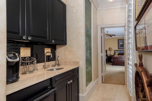 457 Edgewood Dr, Montgomery TX 77356-8407 exterior