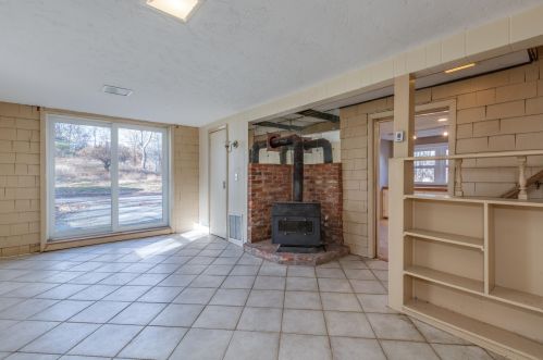 7481 School St, Concord NH  03307-0914 exterior