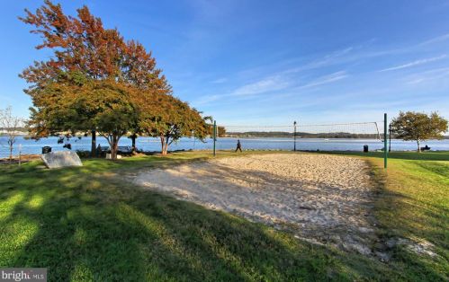 401 Fayette St, Alexandria VA 22314-2228 exterior